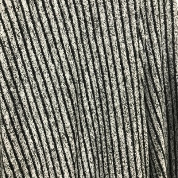 Le Lis waterfall cardigan stripe cozy open front jacket sweater gray black M - Picture 3 of 9